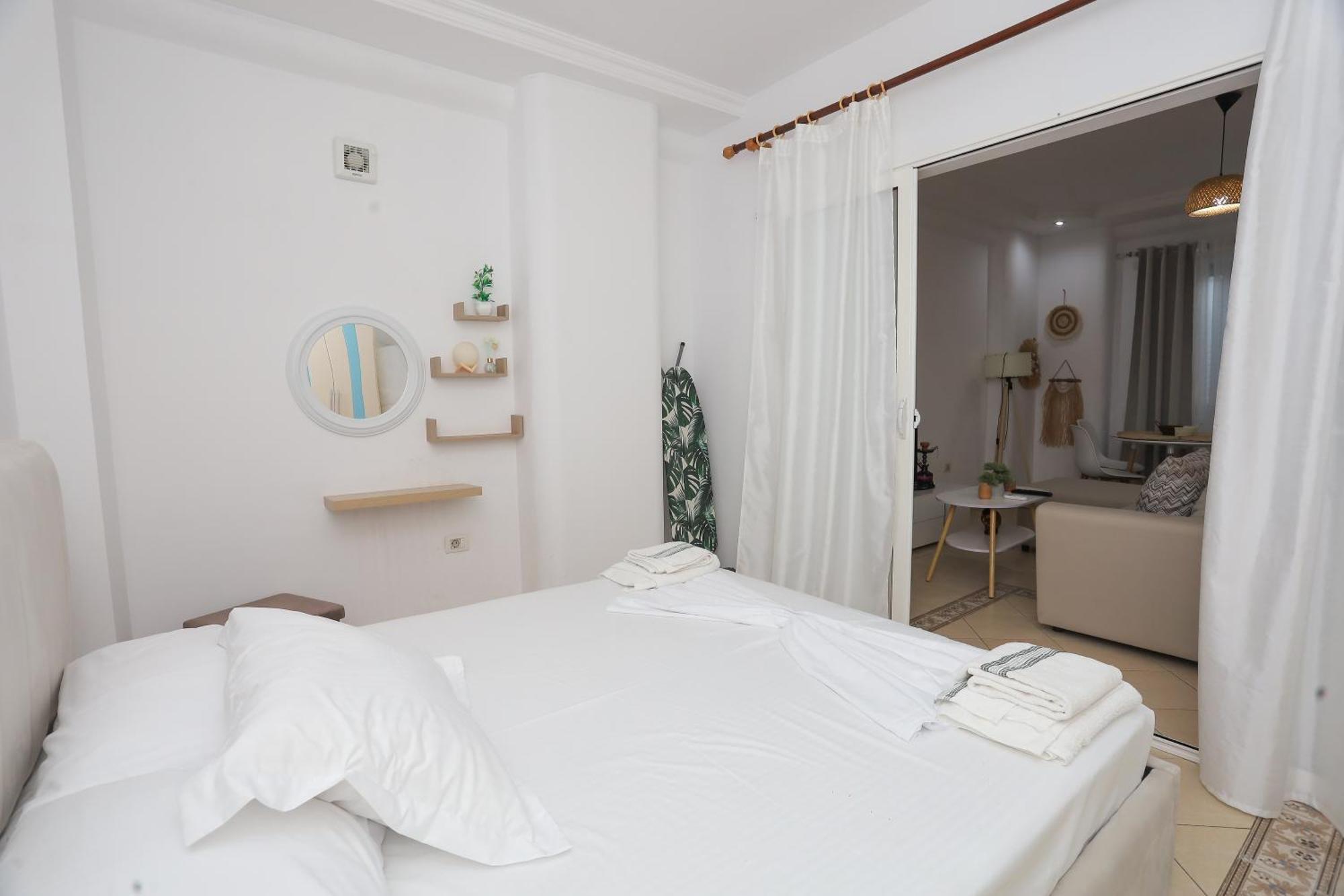 New Bazar Selvia Apartment Тирана Экстерьер фото